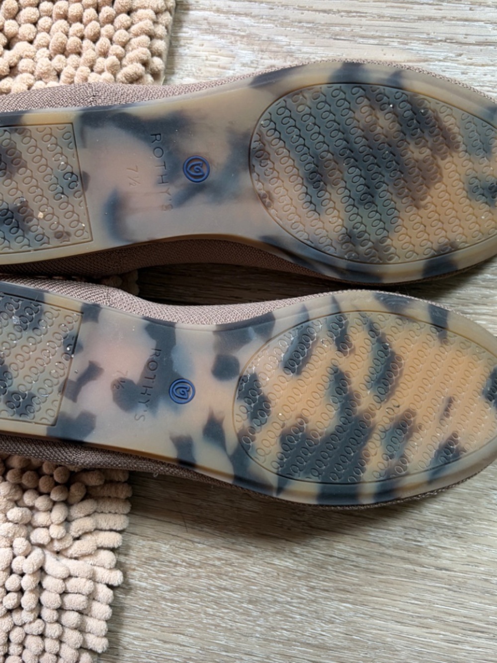 Rothy’s Size 7.5 Flats - Picture 2 of 2